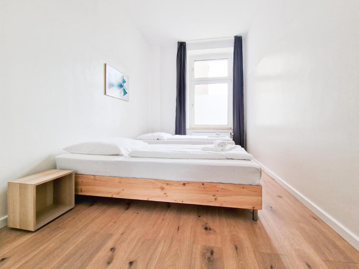 Raj Living - 1 Or 4 Room Apartments - 15 Min To Messe Dus - 10 Min Old Town Dus Düsseldorf Exterior foto
